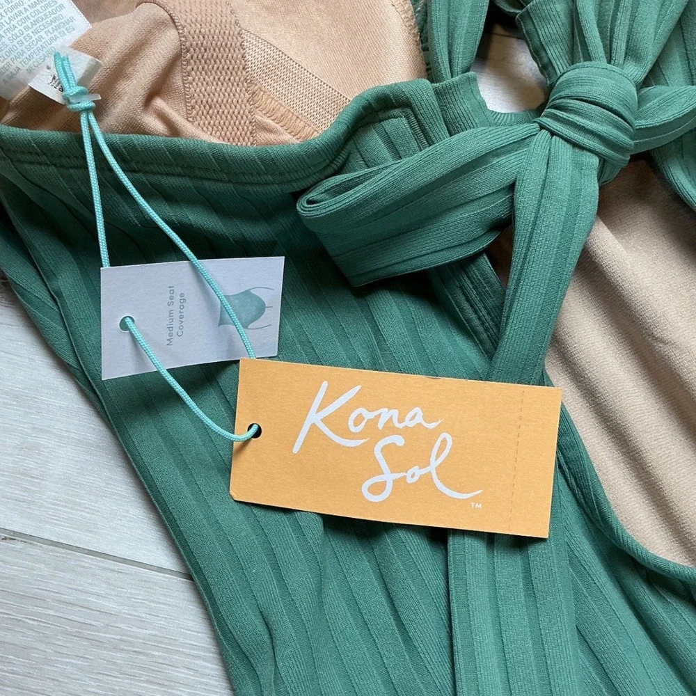 Kona Sol Ribbed O-Ring One Piece Swimsuit Women Size M Green New With Tags